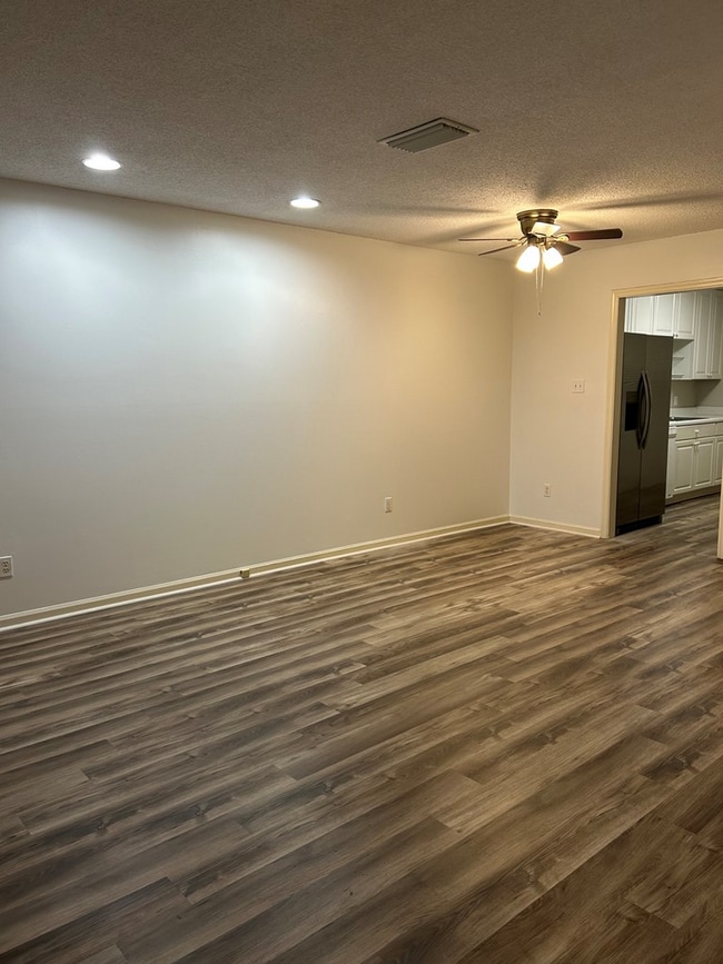 Building Photo - 403 Remington Ave