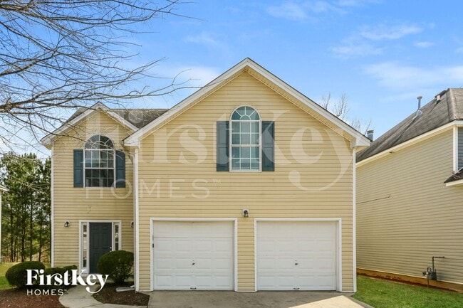 Building Photo - 2692 S Hills