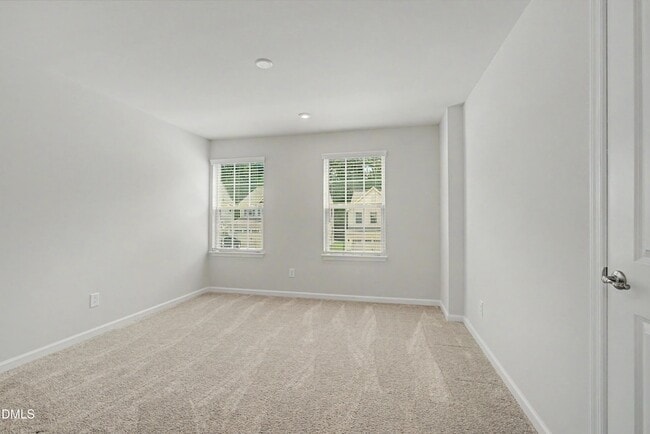 Building Photo - 1621 Crimson Leaf Ln