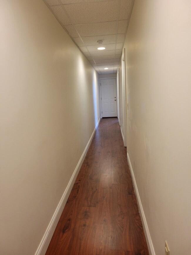 Building Photo - 66 E King St