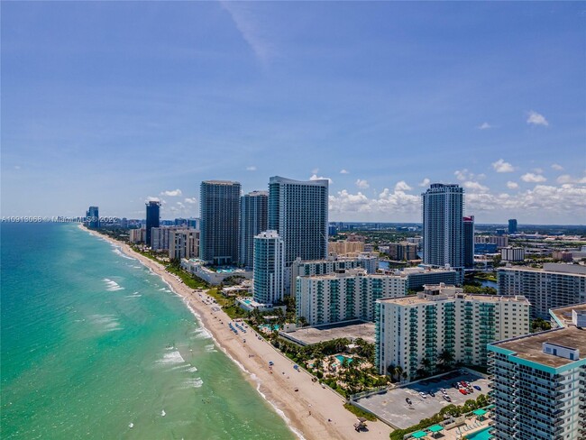 Primary Photo - 3901 S Ocean Dr