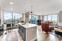 Building Photo - 25 Christopher Columbus Dr