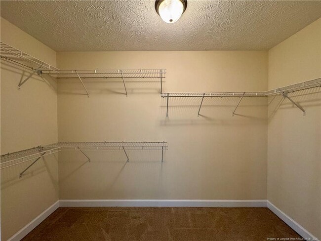 Building Photo - 250 Bayleaf Dr