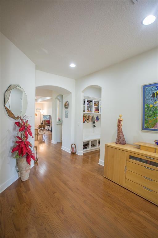 Building Photo - 12071 Uleta Ln