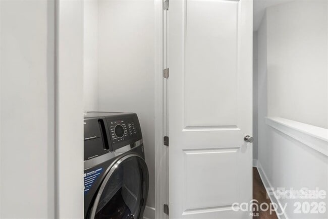 Building Photo - 417 Prine Pl