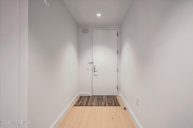 Building Photo - 1101 Ocean Ave N