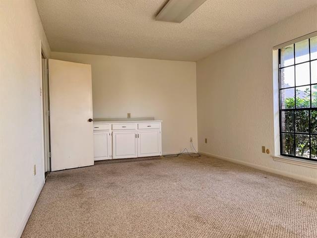 Building Photo - 203 FM 1187