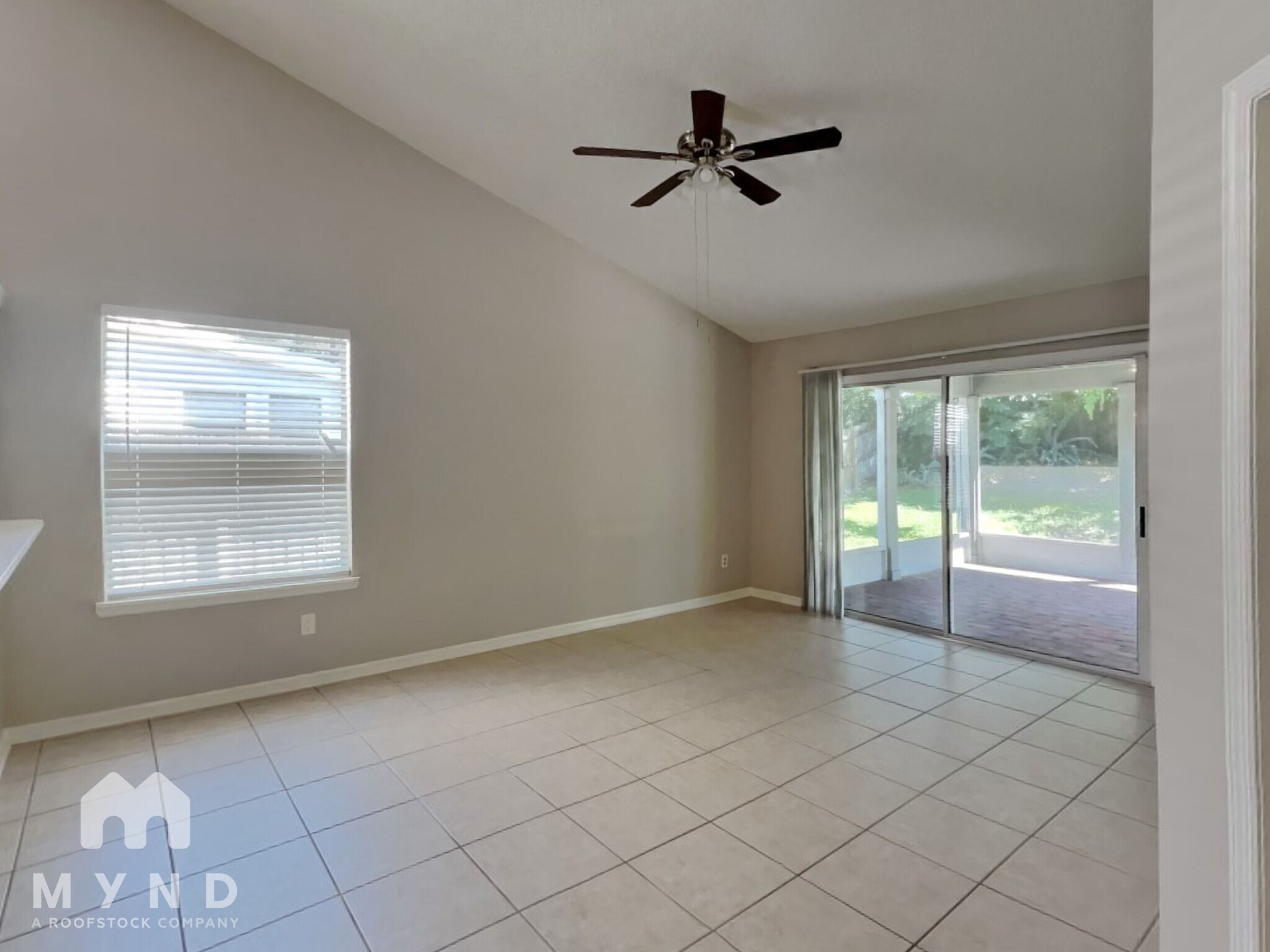 Building Photo - 536 Remington Oak Dr