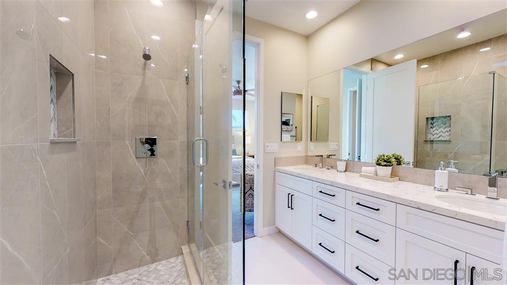 Building Photo - 184 Daisy Ave