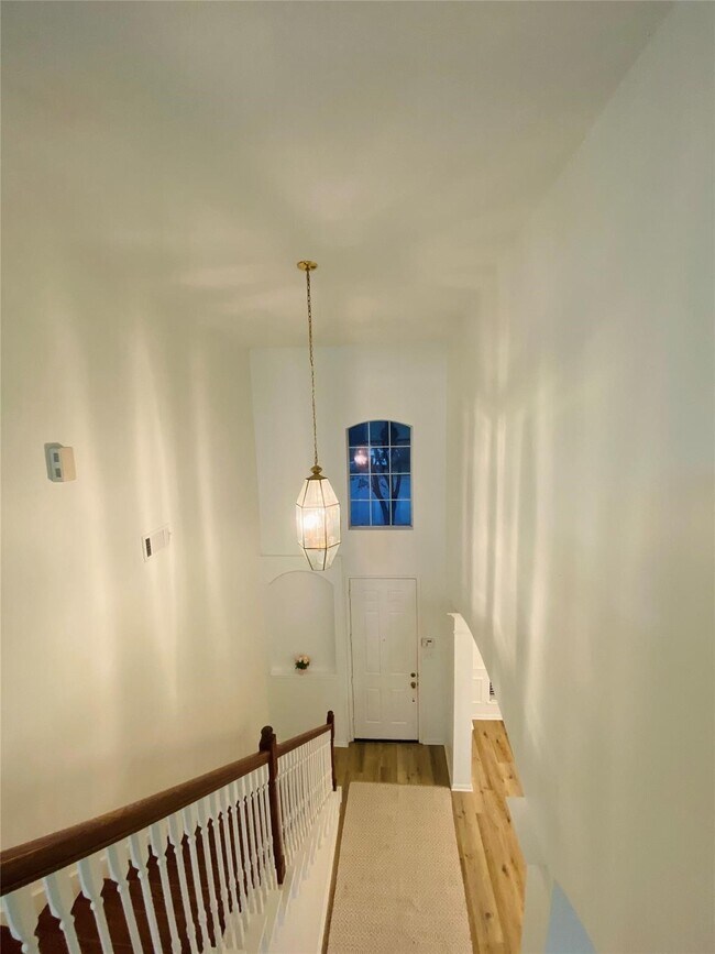 Building Photo - 3907 Meadow Lilly Ln
