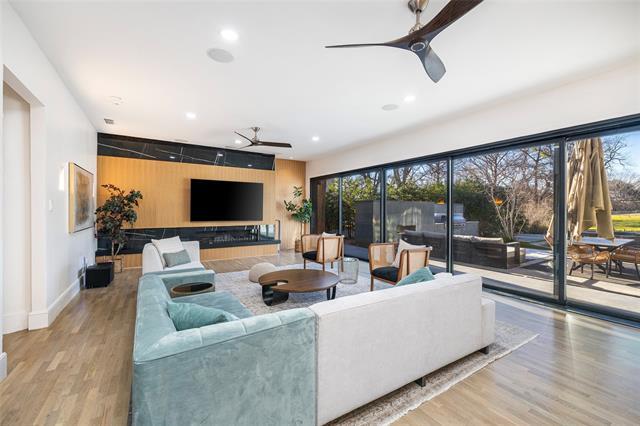 Building Photo - 3613 Twin Lakes Way