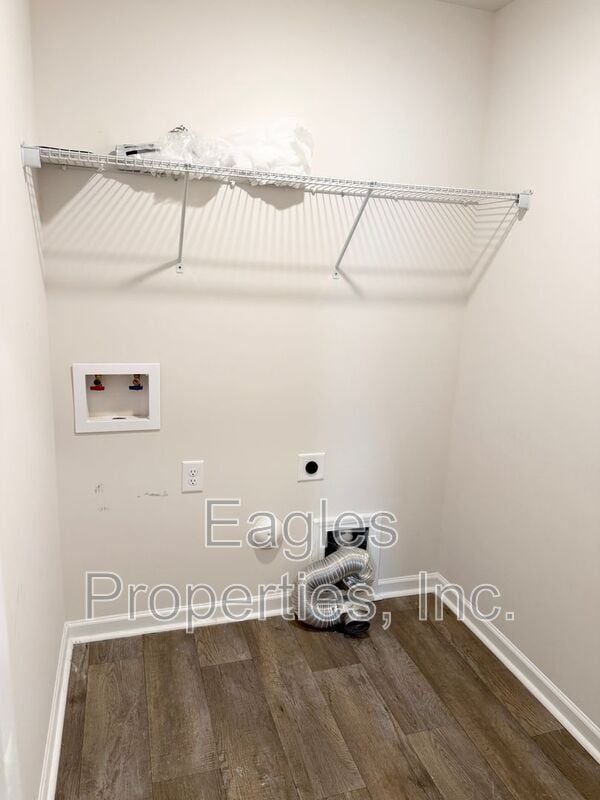 Building Photo - 1423 N Wilshire Ct