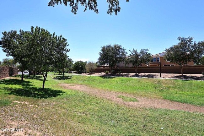 Building Photo - 14833 W Charter Oak Rd