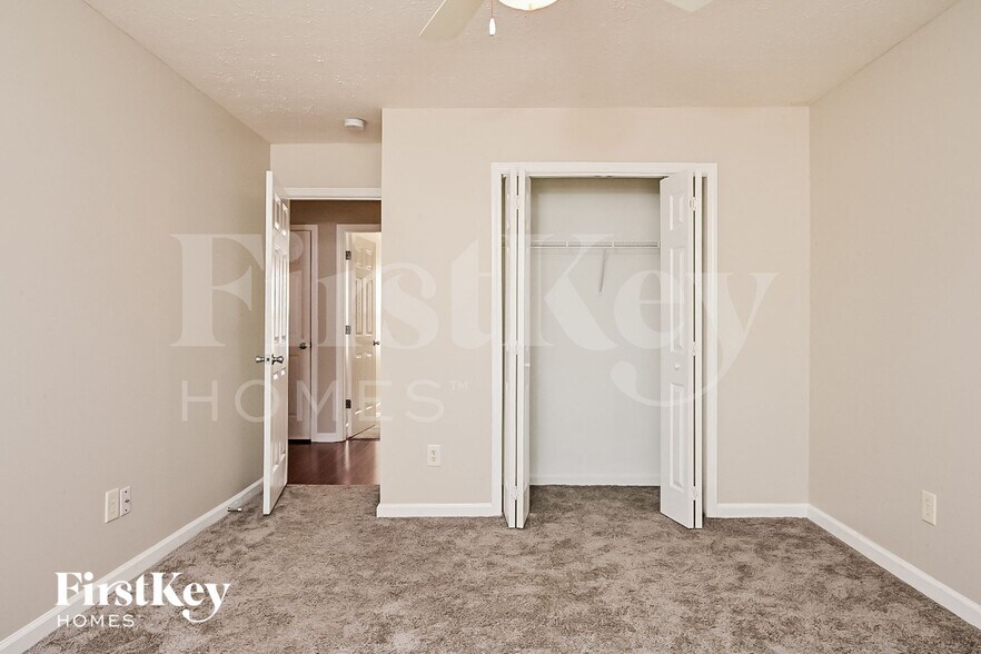 Building Photo - 111 Astilbe Meadow Dr