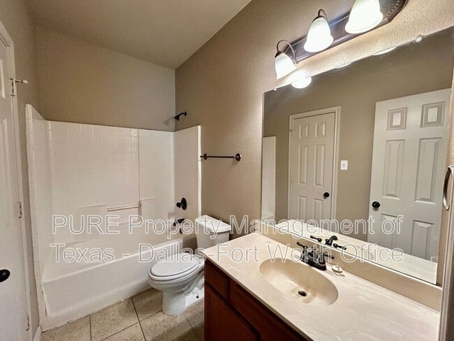 Building Photo - 1421 Piedmont Dr