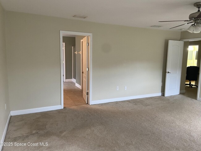 Building Photo - 3242 Merrick Ave