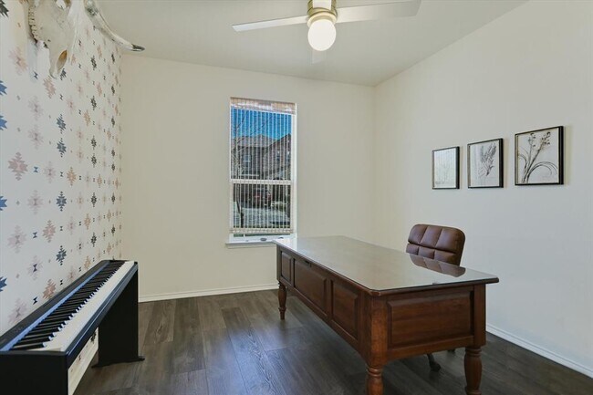 Building Photo - 7216 Kilday Cv