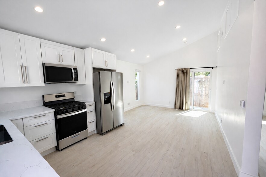 Building Photo - 19146 Chase St