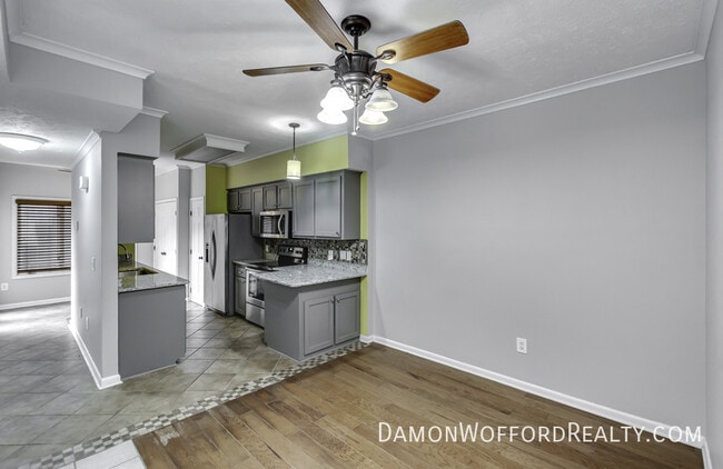 Building Photo - 34 Park Crest Pl