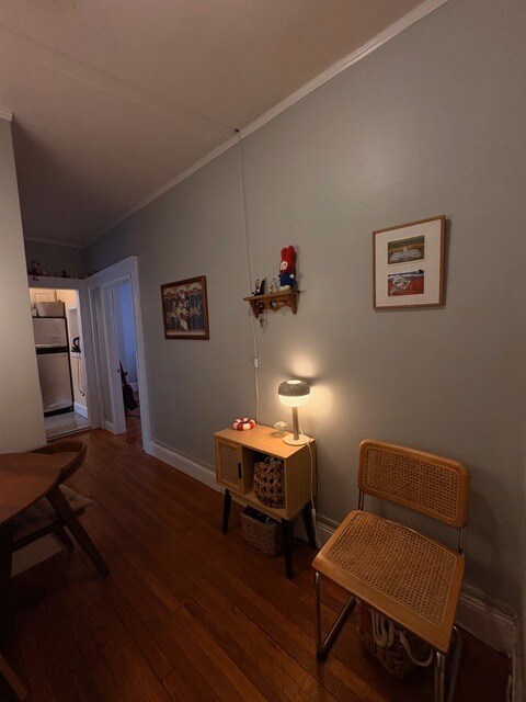 Building Photo - 131 Park Dr