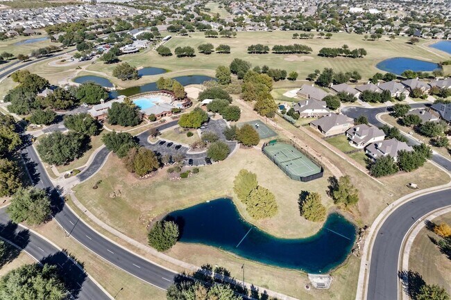 Building Photo - 765 Bent Wood Pl