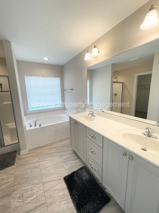 Building Photo - 1206 Cobblefield Dr