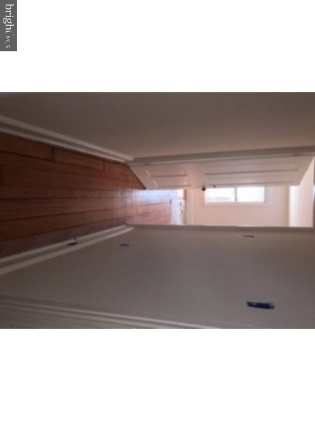 Building Photo - 117 Magnolia St