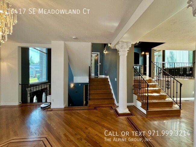 Building Photo - 16417 SE Meadowland Ct