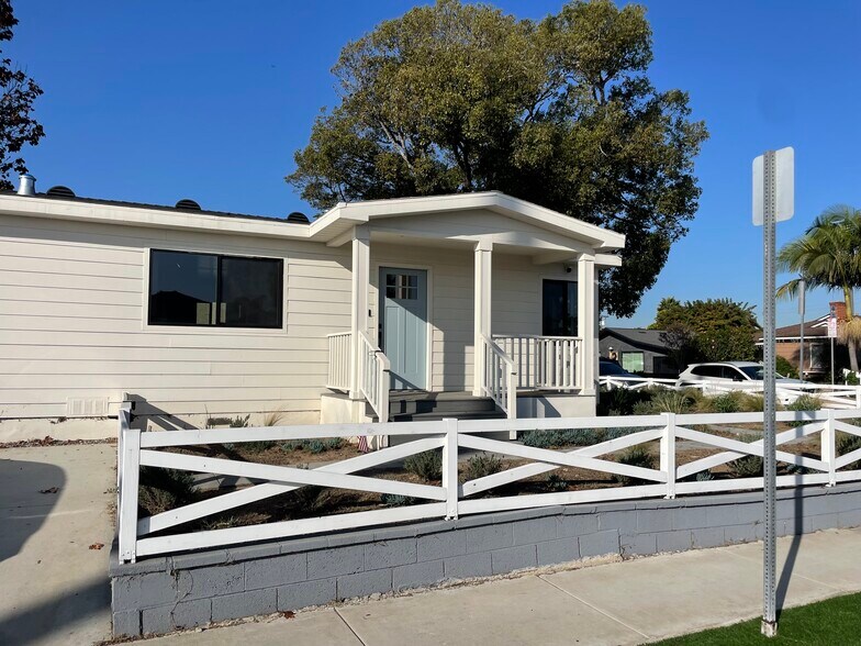 Building Photo - 14005 Ocean Gate Ave