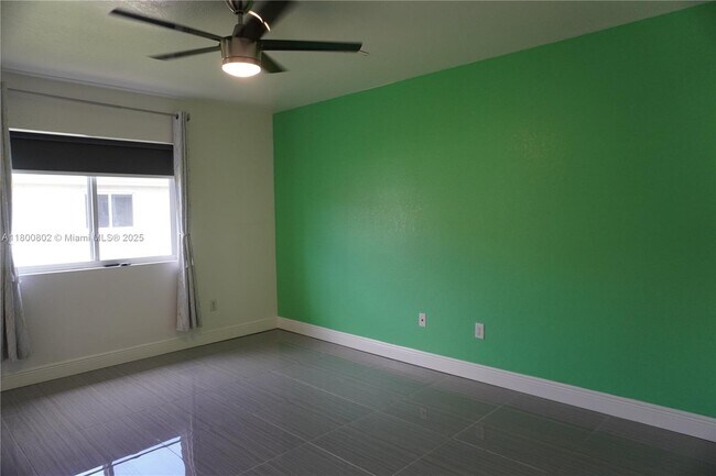 Building Photo - 21416 NW 13th Pl