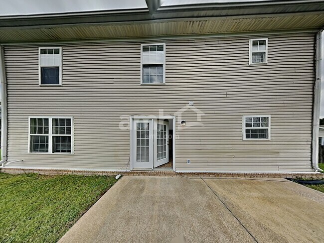 Building Photo - 4006 Pennick Ct