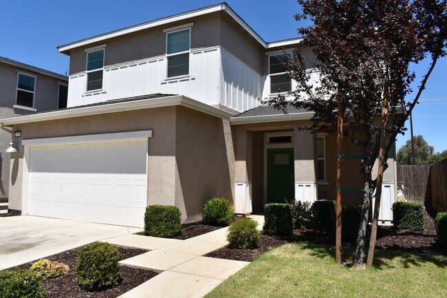 Building Photo - 2375 Explorador Dr