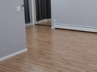 Building Photo - 106 E Schoolhouse Rd