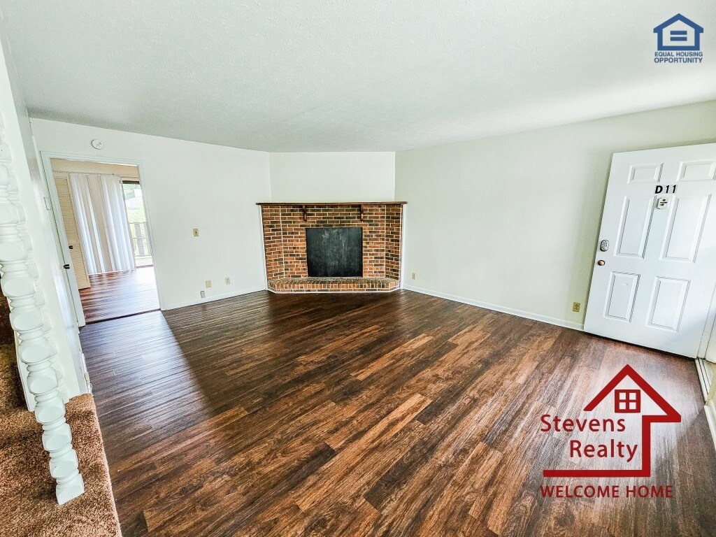 Building Photo - 117 Bybee Dr