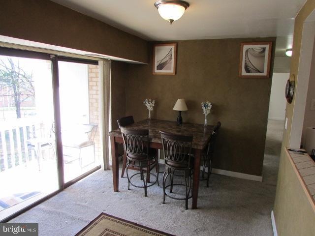 Building Photo - 6310 Hil-Mar Dr