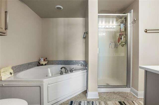 Building Photo - 3456 Cleary Ave