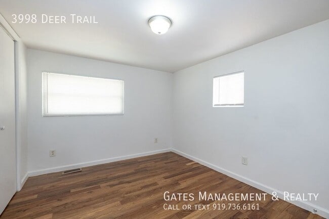 Building Photo - 3998 Deer Trail