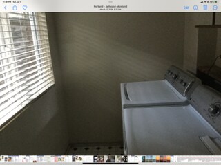 Building Photo - 1007 SE Clatsop St