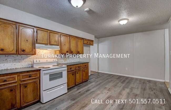 Building Photo - 9012 Tanya Dr