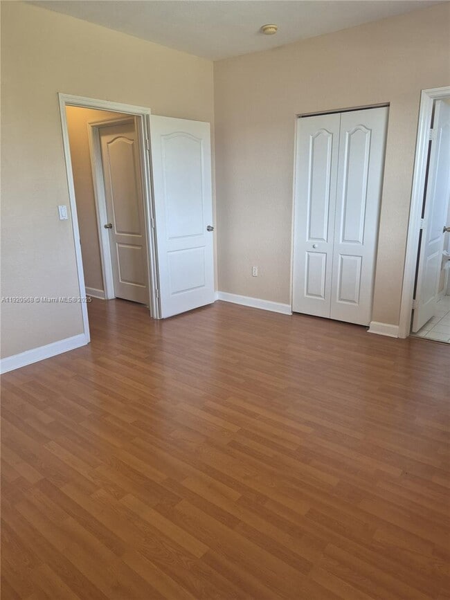 Building Photo - 965 SW 147th Ct