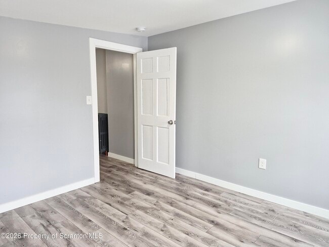 Building Photo - 124 Willow St