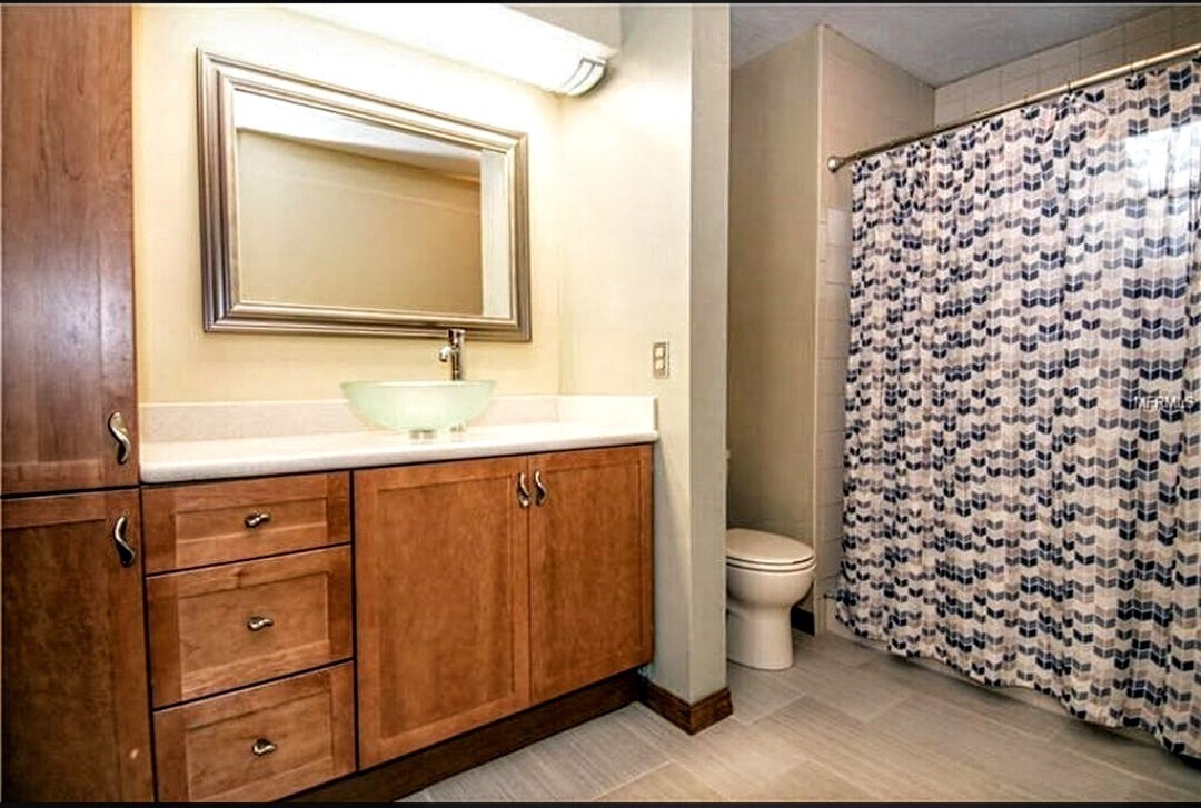 Building Photo - 11408 Galleria Dr