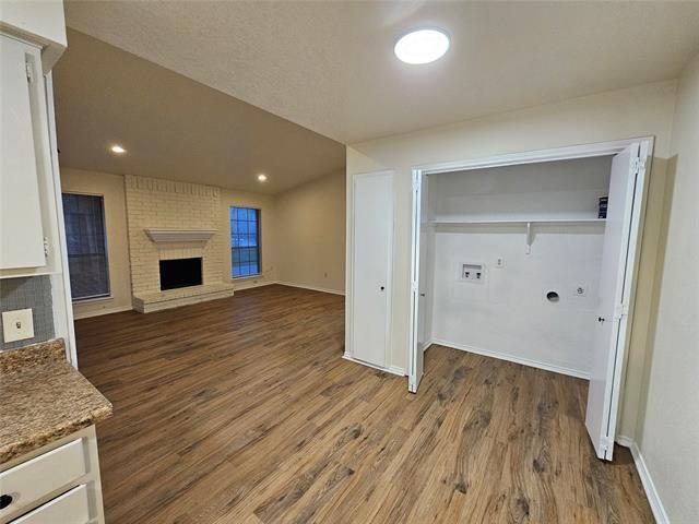 Building Photo - 3149 Tudor Ln