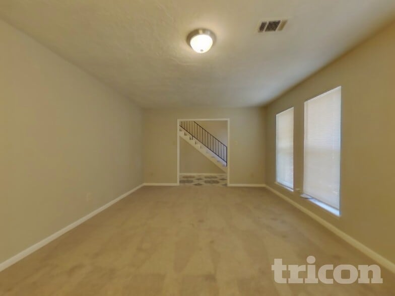 Building Photo - 12027 Arrowhead Glen Dr