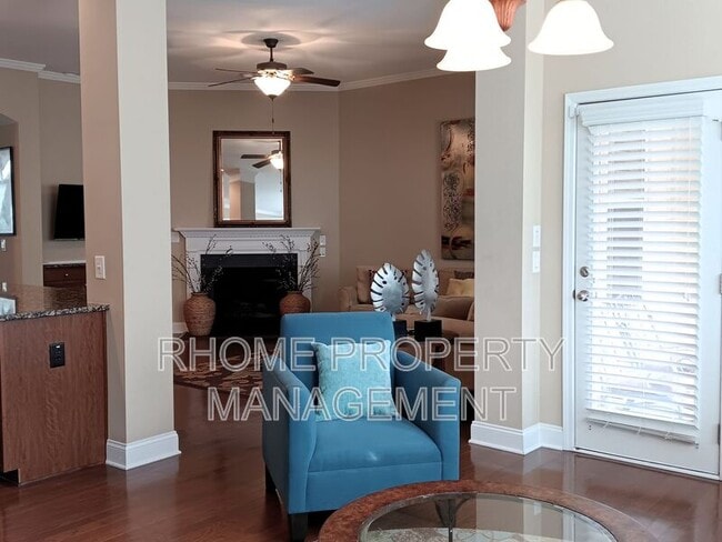 Building Photo - 1145 Parktown Dr SW