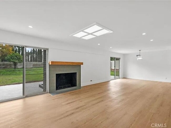 Building Photo - 157 Camino La Madera