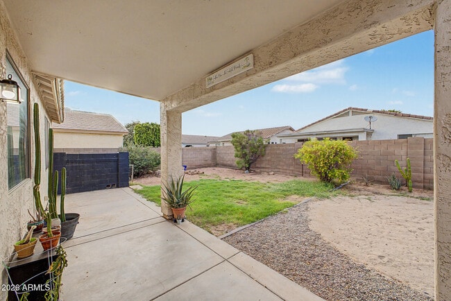 Building Photo - 11532 W Cottonwood Ln