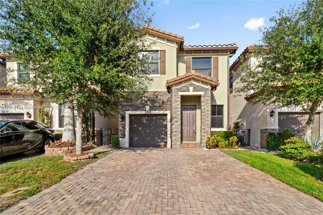Primary Photo - 5808 NW 46th Ln