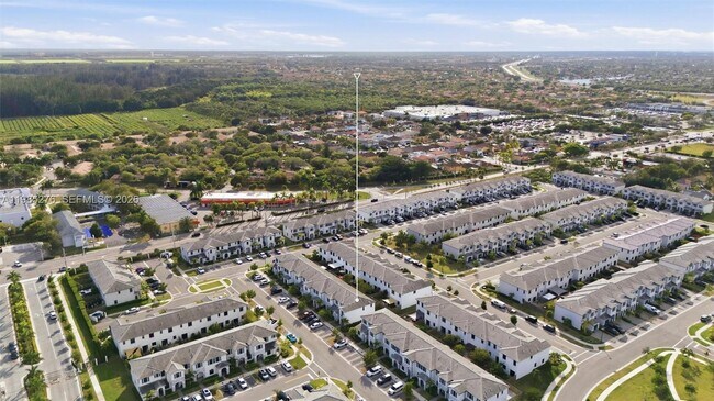 Building Photo - 28702 SW 133rd Ct