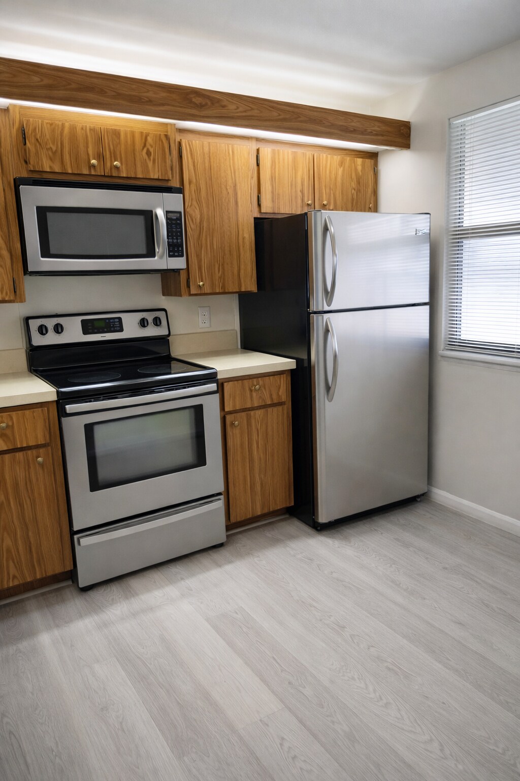 Building Photo - 3501 Village Blvd